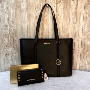 MICHAEL KORS “SADE” XL TOTE & “KARLA” WALLET SET